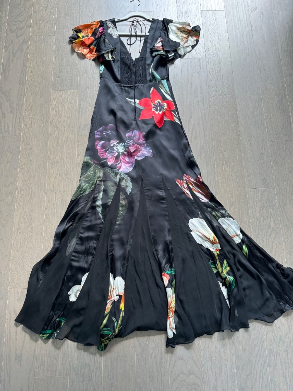 Alice + Olivia FARA Black Floral Butterfly Flutter Sleeve Maxi Dress - Size 2 - Picture 8 of 12